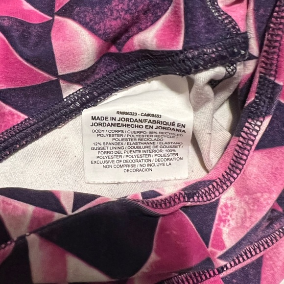 Nike Dri Fit Pink Triangle Running Athletic Capri Leggings Size Small - Picture 7 of 7